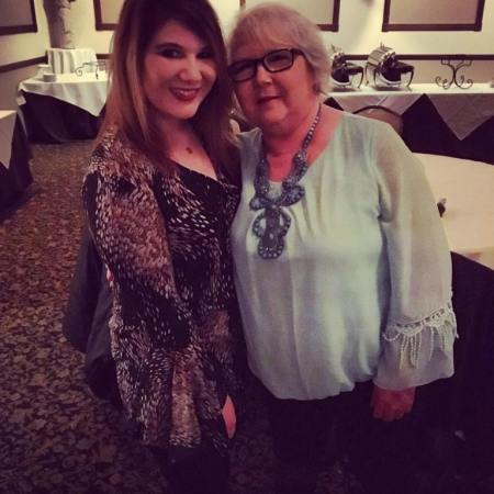 planning my wedding without my mom